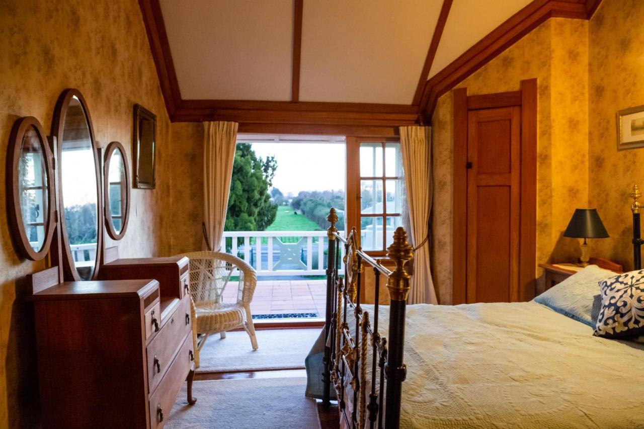 Corbett House Heritage Bed & Breakfast Hikutaia Exterior photo